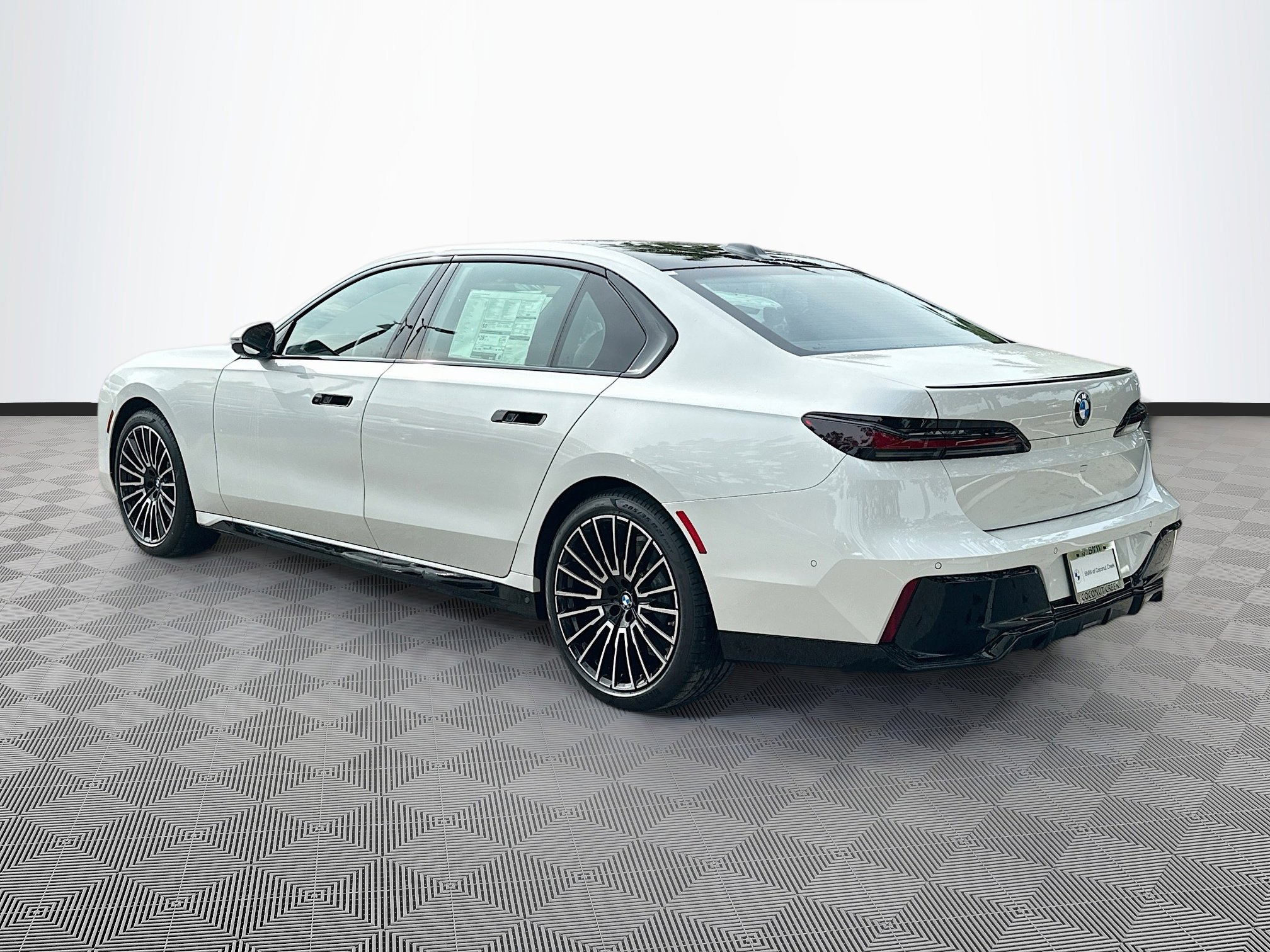 2026 Bmw 740i photo 5