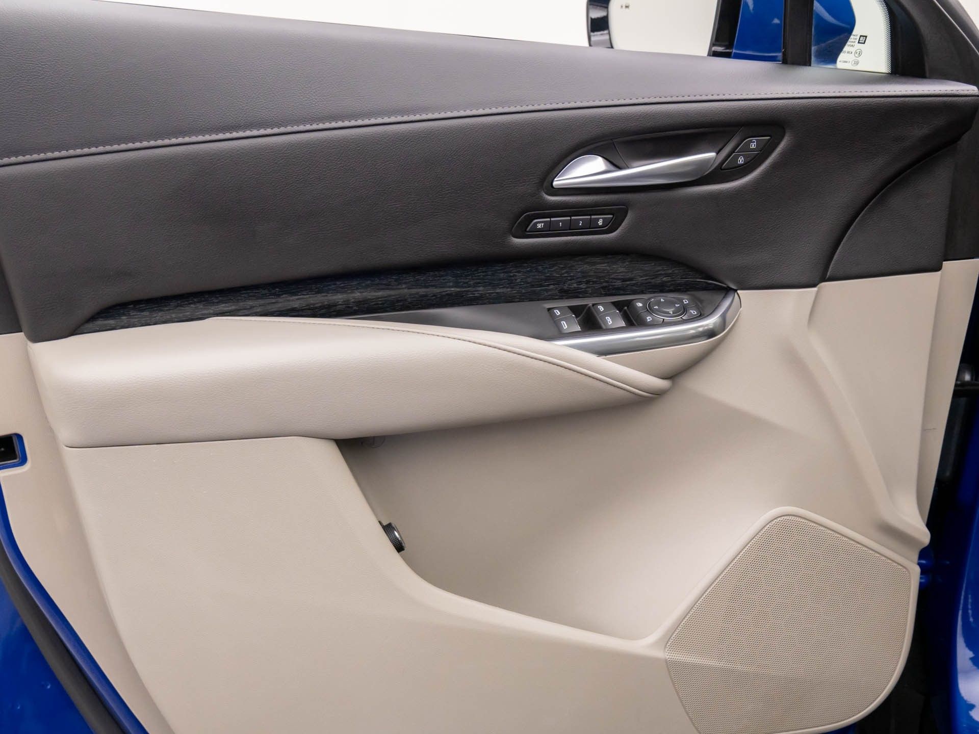 2023 Cadillac XT4 Premium Luxury photo 13