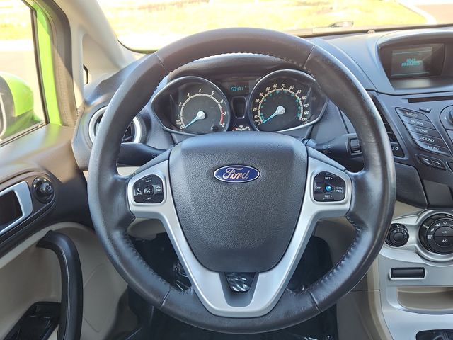 2014 Ford Fiesta SE photo 22