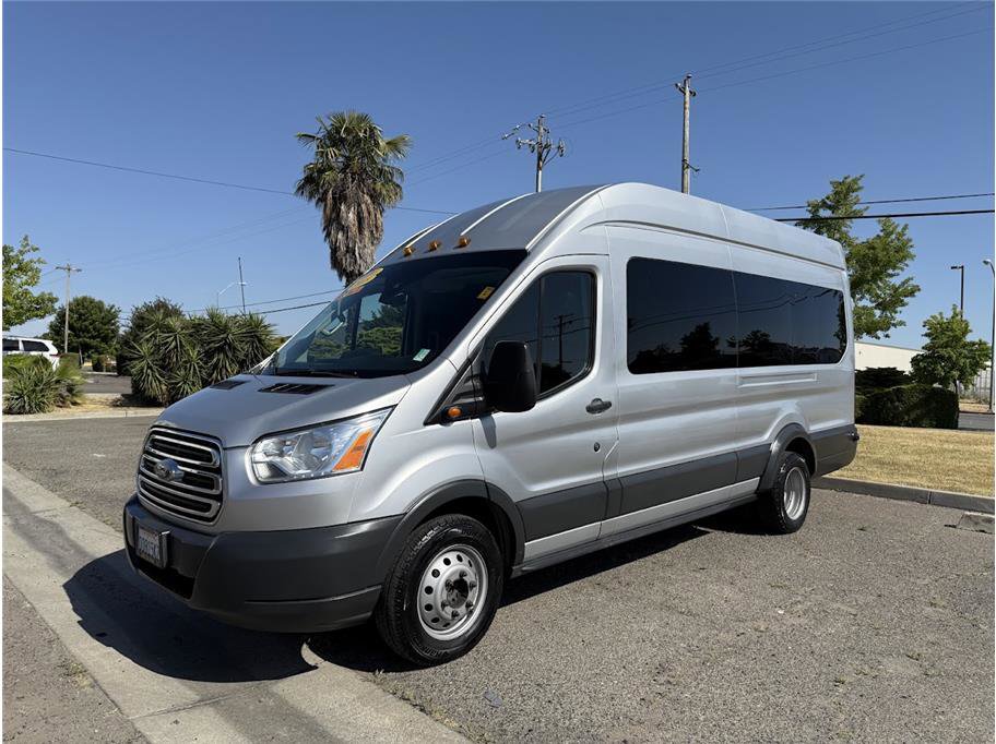 2018 Ford Transit Passenger XLT photo 8
