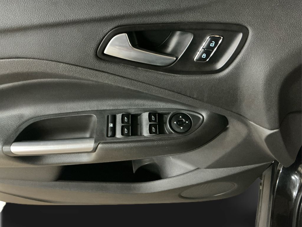 2015 Ford Escape SE photo 18