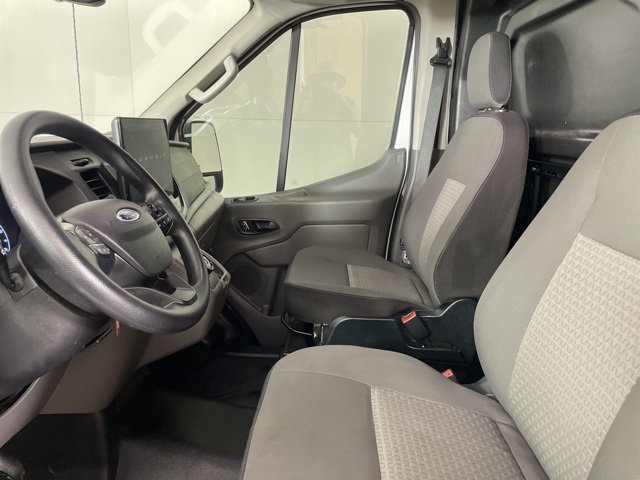 2022 Ford Transit photo 16