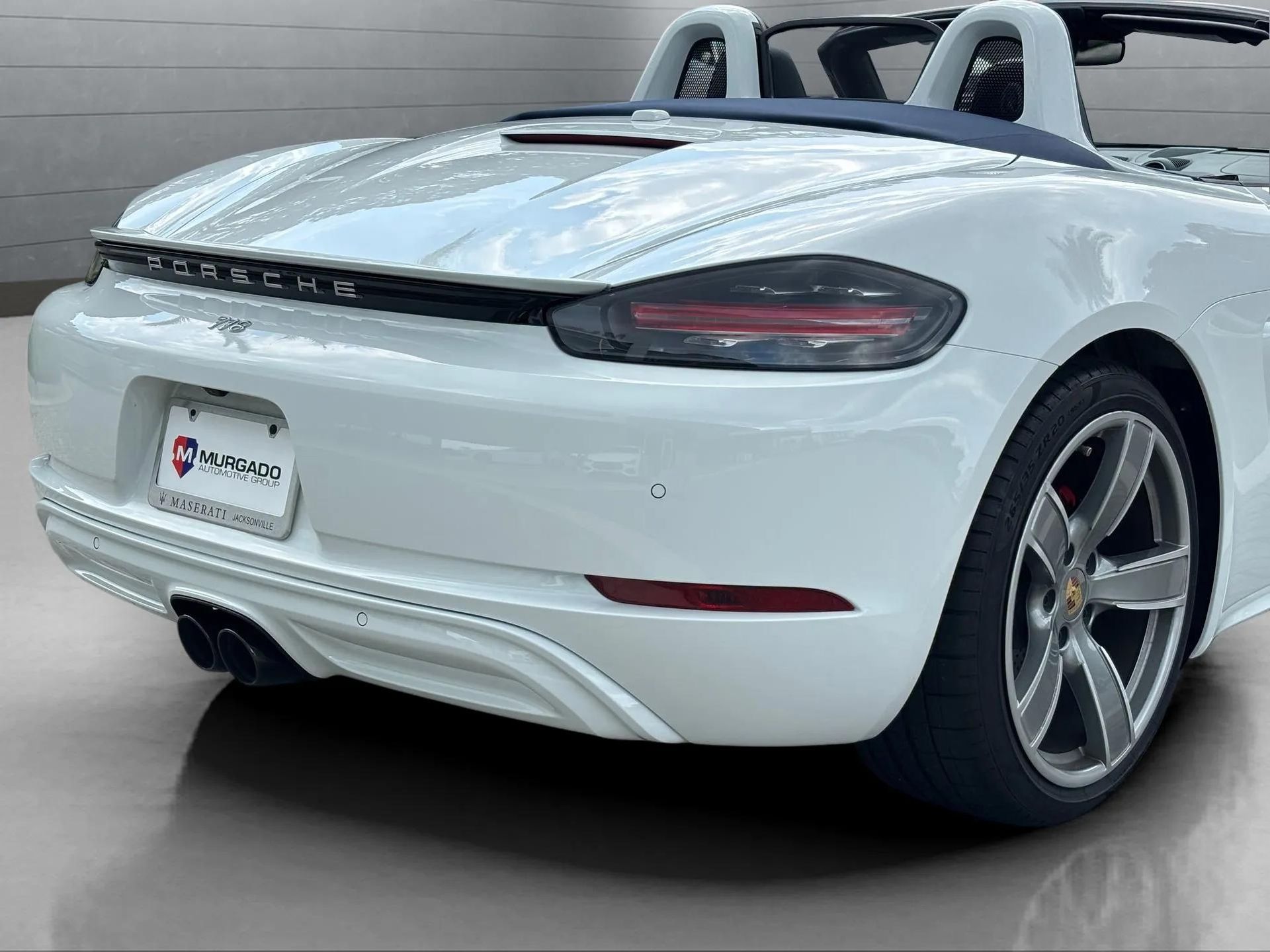2024 Porsche Boxster S photo 19