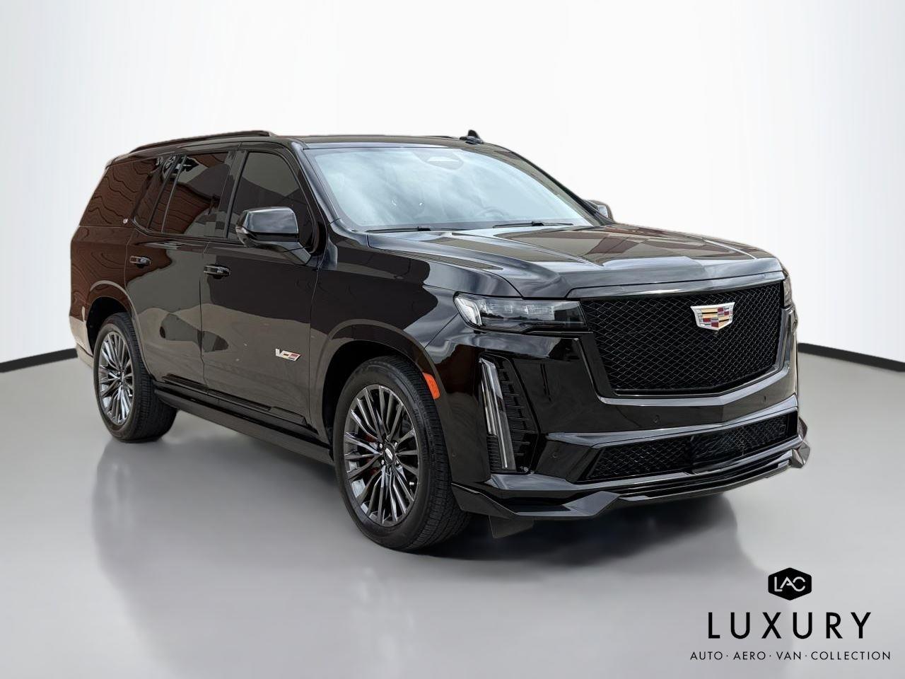 2023 Cadillac Escalade V-Series photo 2