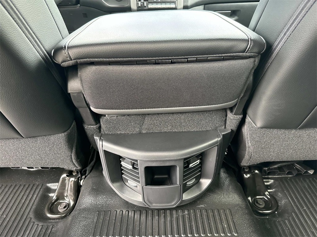 2024 Ram 2500 Tradesman photo 19