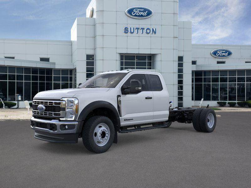 2025 Ford F-550 Super Duty Chassis Cab XL's photo