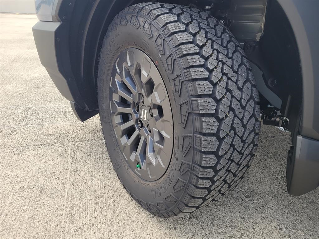 2026 Honda Passport TrailSport photo 5