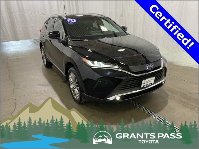 2024 Toyota Venza XLE's photo