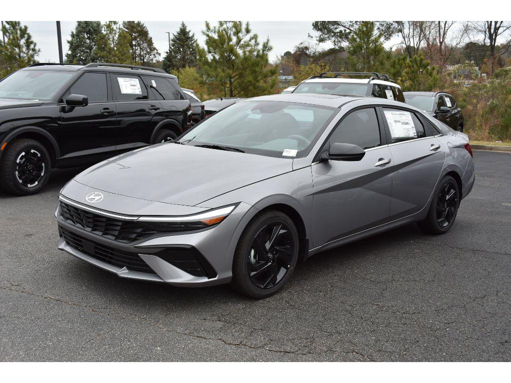 2026 Hyundai Elantra SEL's photo