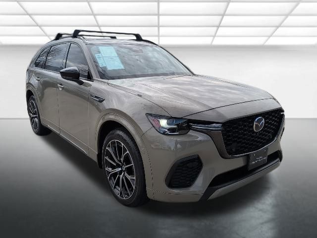 2025 Mazda CX-70 Premium Package's photo