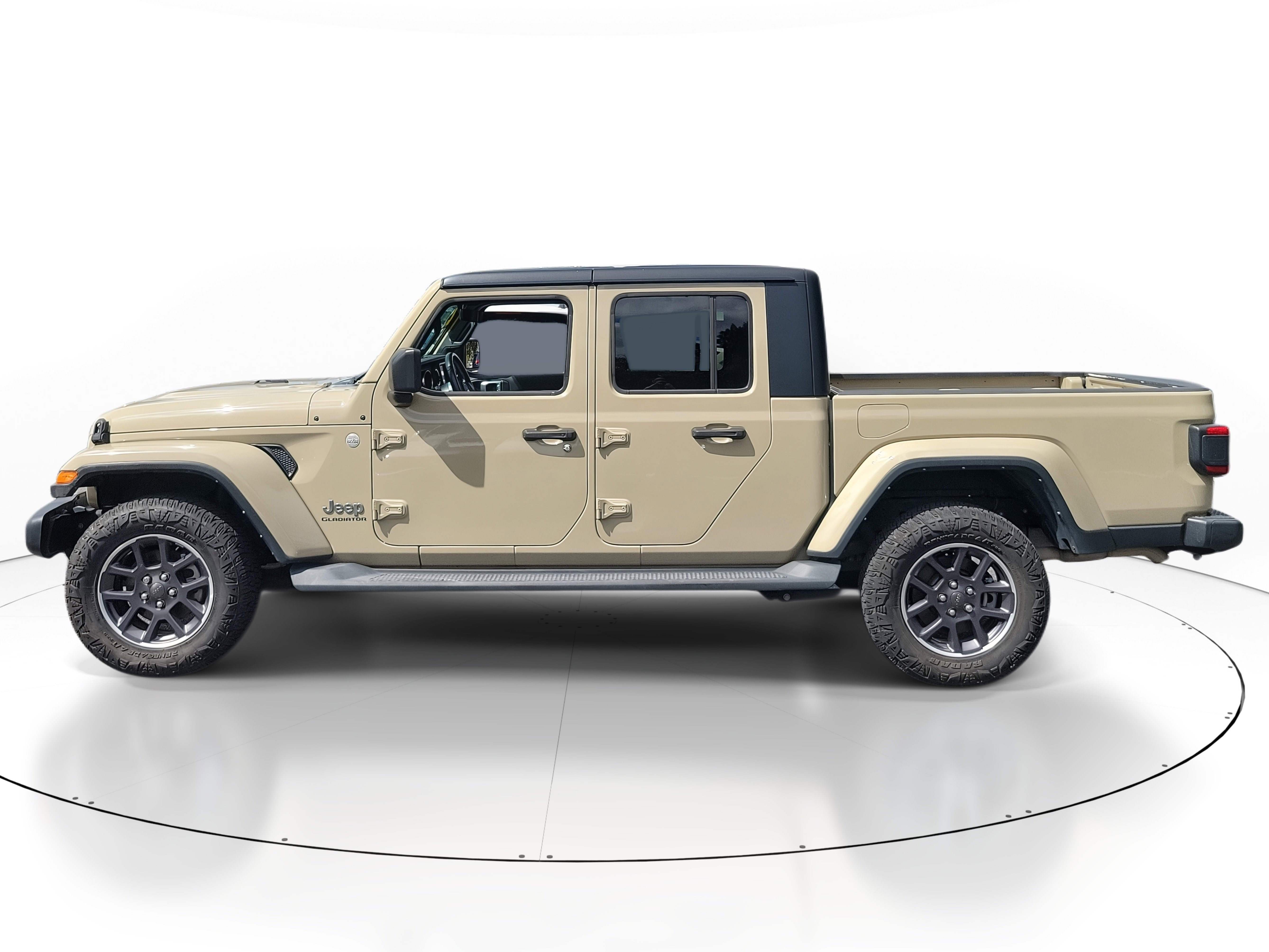 2022 Jeep Gladiator Overland photo 3