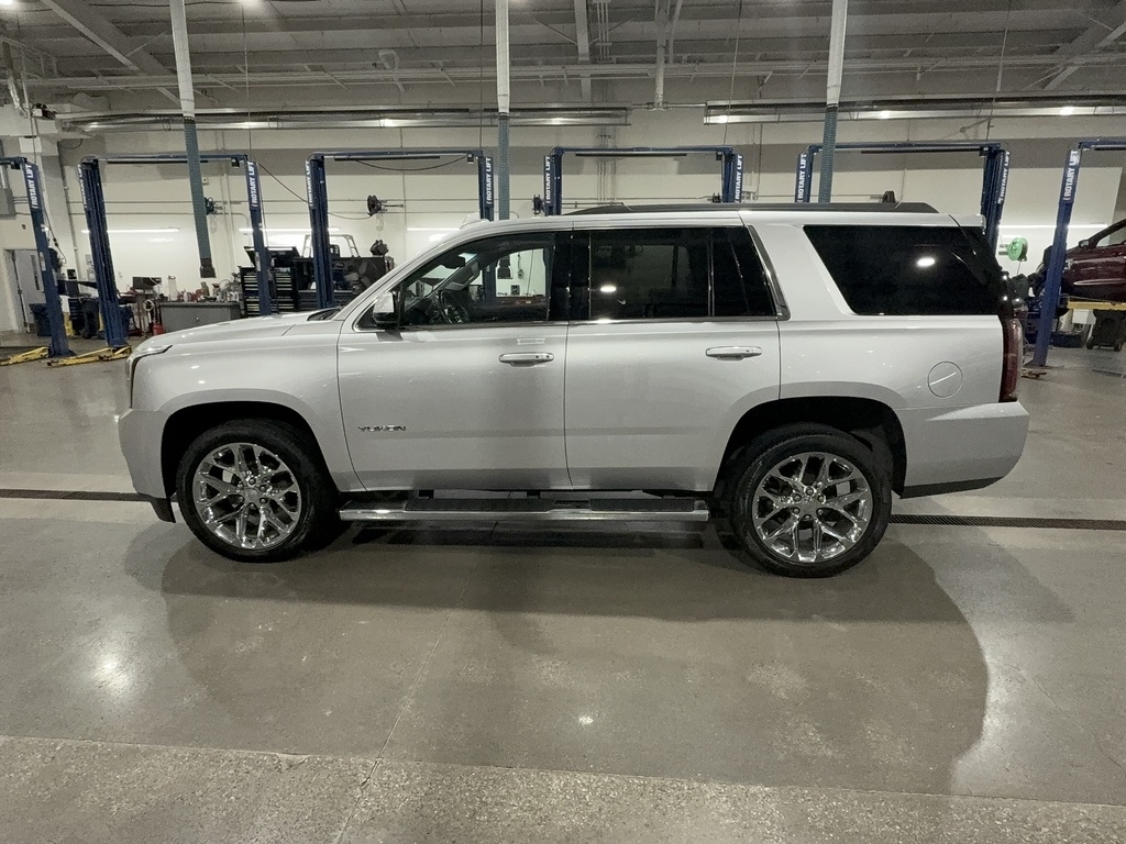 Used 2018 GMC Yukon SLT with VIN 1GKS2BKC7JR363855 for sale in Madison, OH