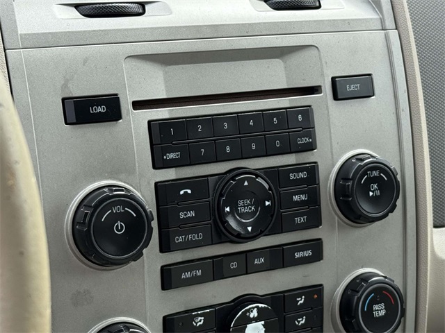 2010 Ford Escape Hybrid photo 3