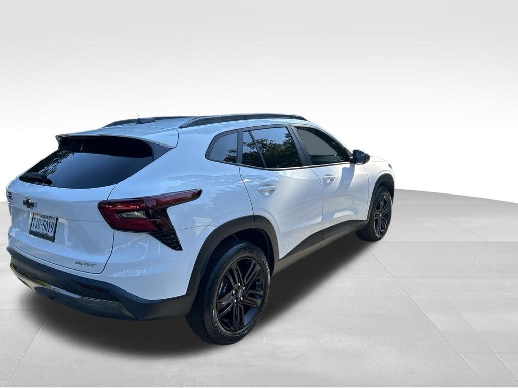 2024 Chevrolet Trax ACTIV photo 5