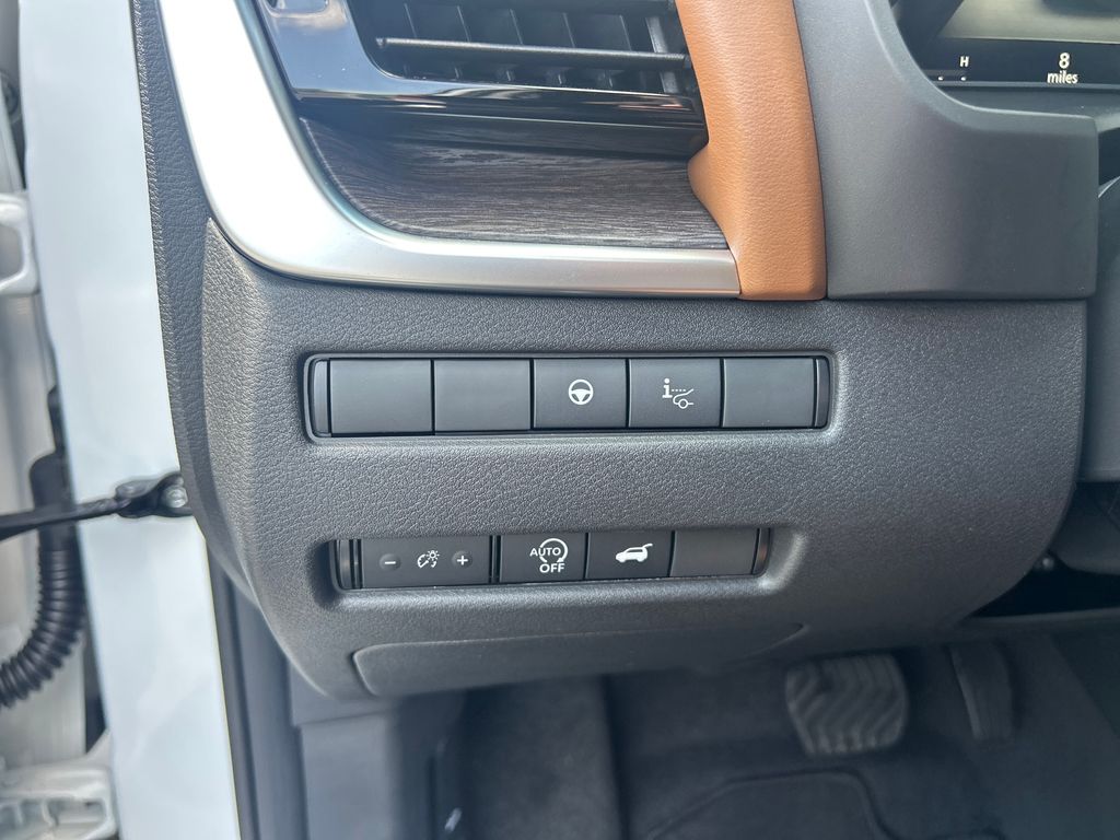 2026 Nissan Rogue Platinum photo 28