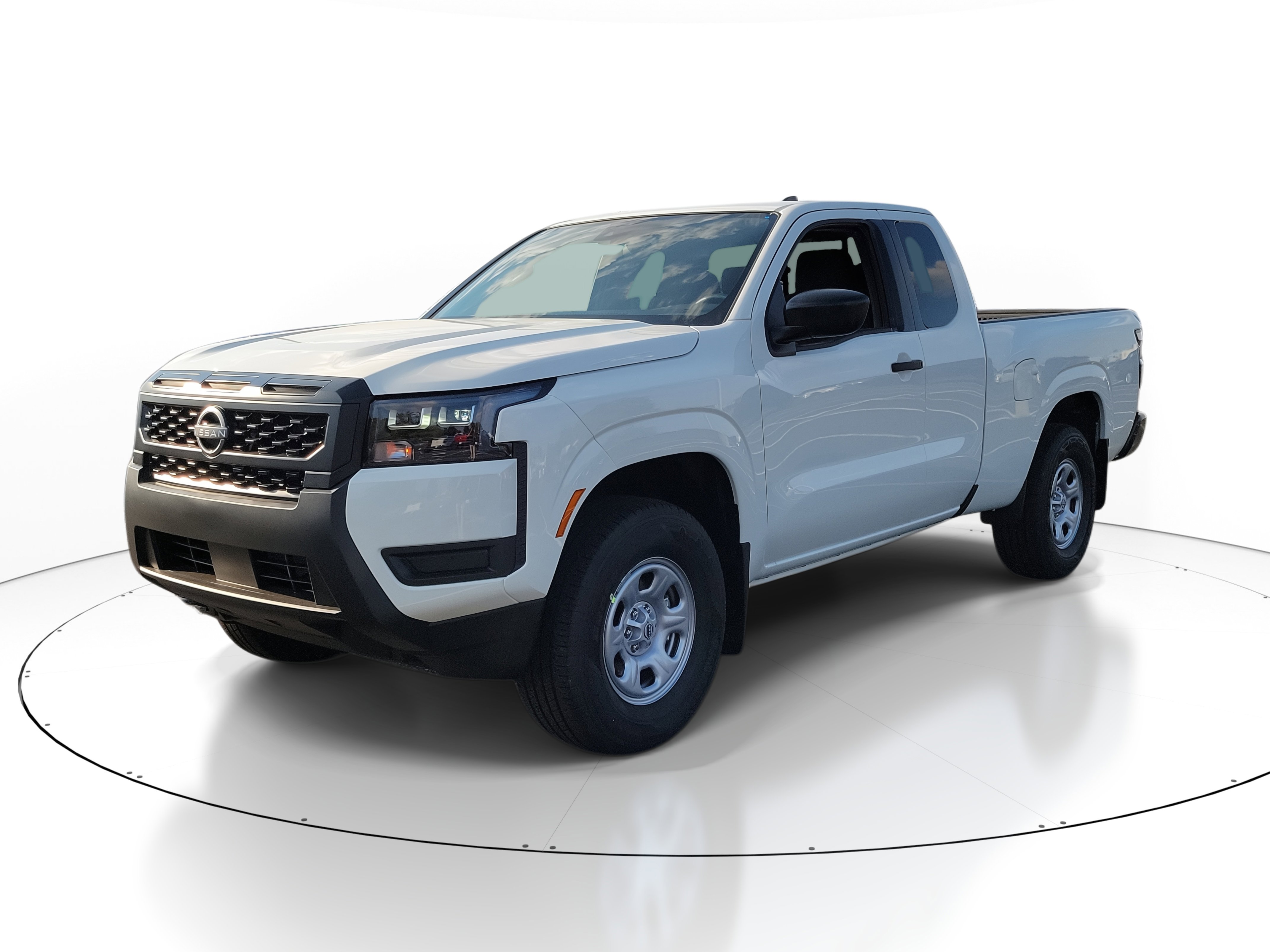 2026 Nissan Frontier King Cab S photo 2
