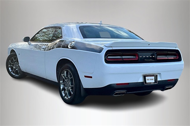 2017 Dodge Challenger GT photo 4