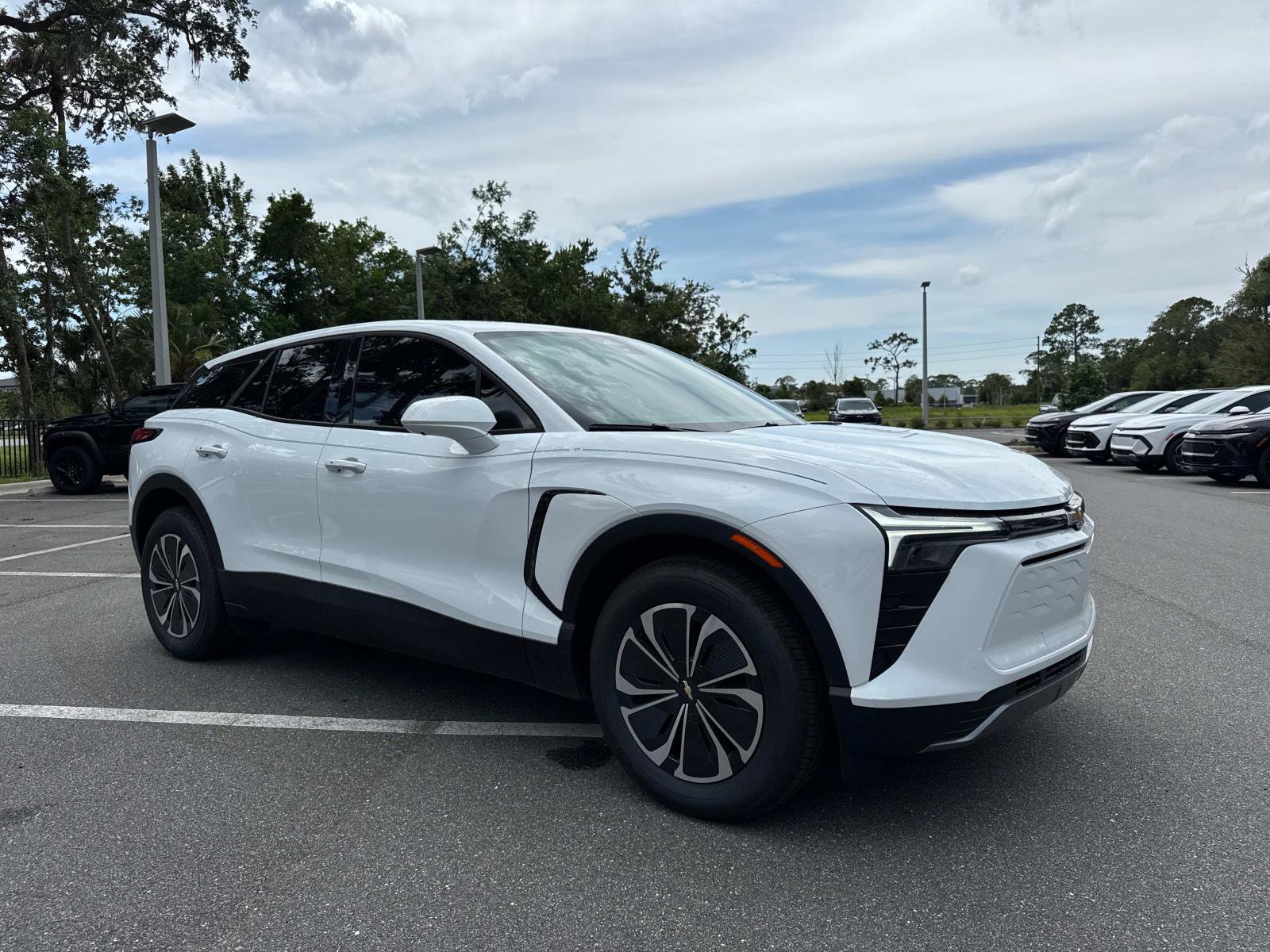 2025 Chevrolet Blazer EV LT's photo