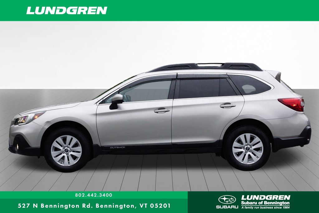 2019 Subaru Outback 2.5i Premium photo 6