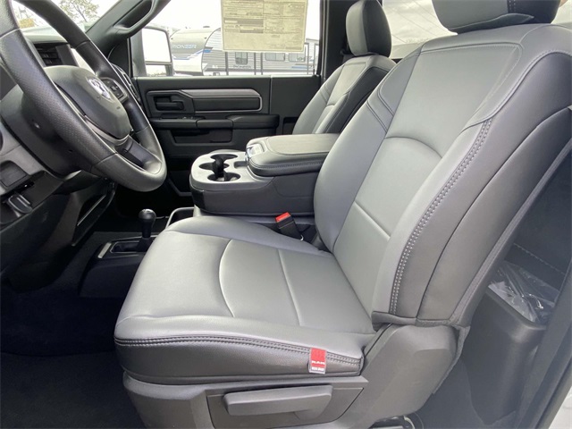 2024 Ram 3500 Tradesman photo 20