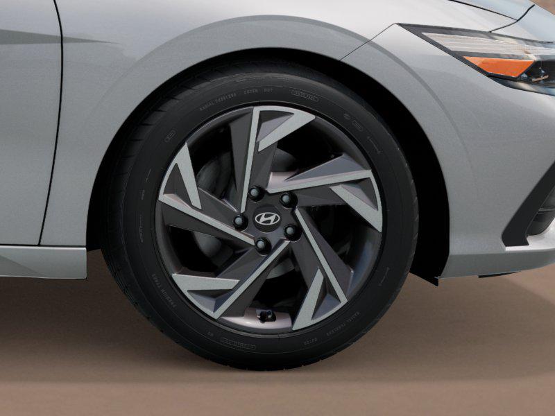 2025 Hyundai Elantra SEL Sport photo 8