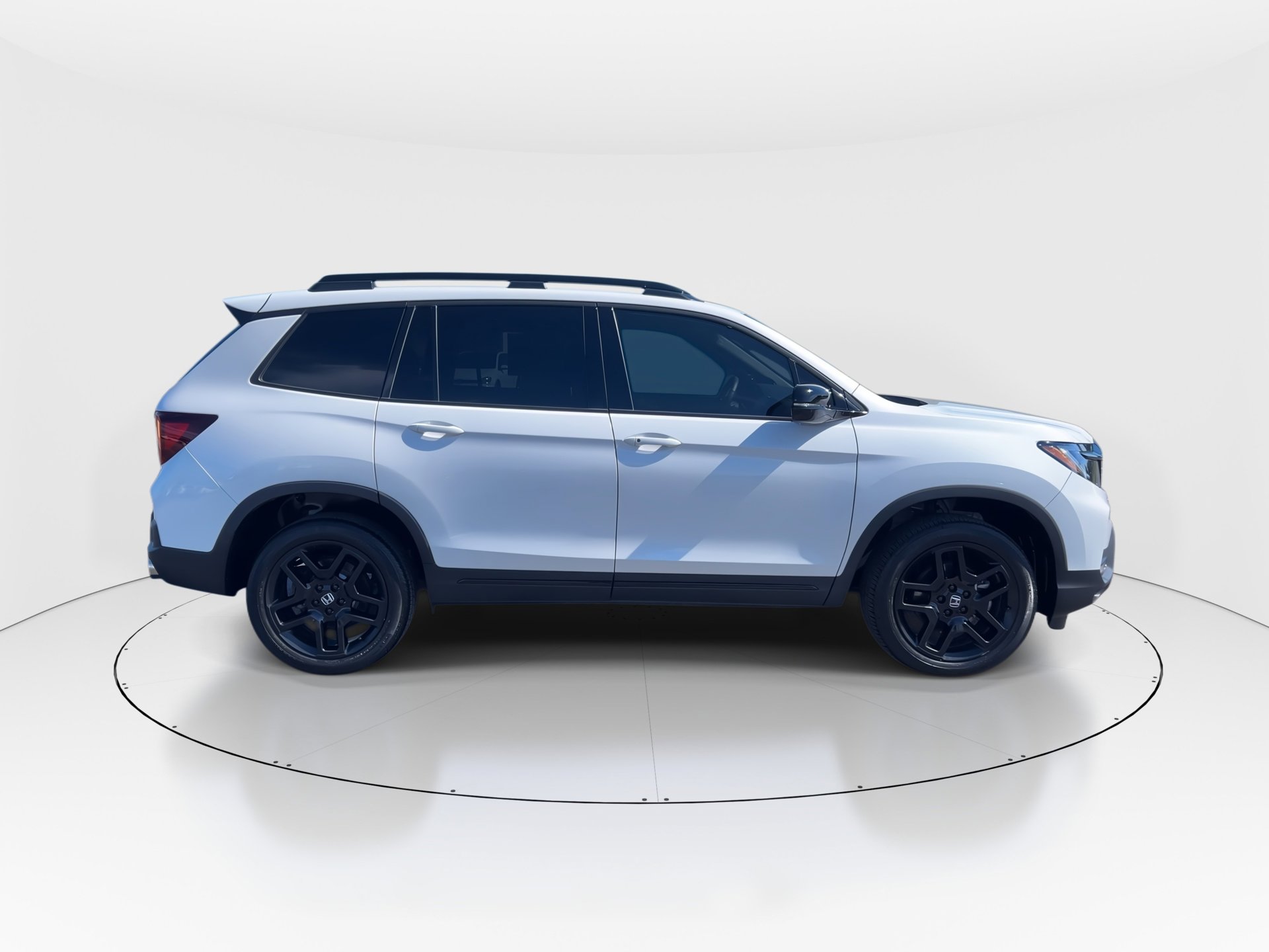 2024 Honda Passport Black Edition photo 9