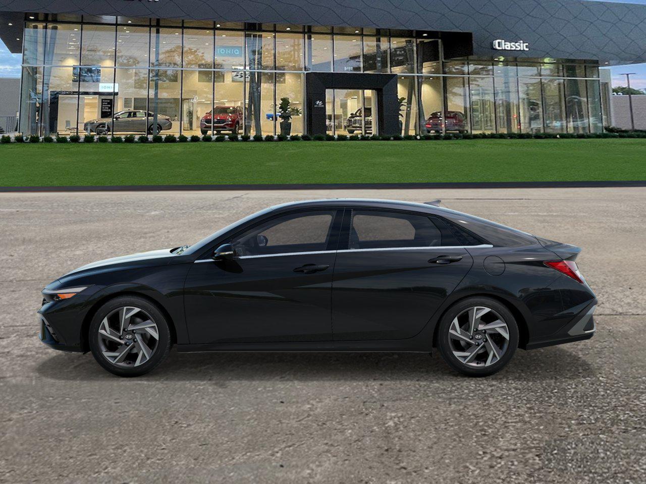 2025 Hyundai Elantra Hybrid Limited photo 3