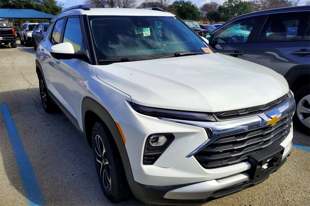 2025 Chevrolet Trailblazer LT's photo