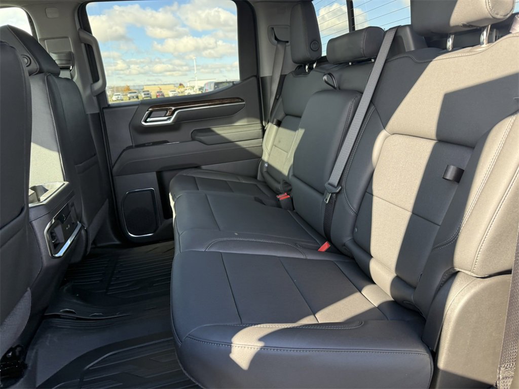 2026 GMC SIERRA - Image 32