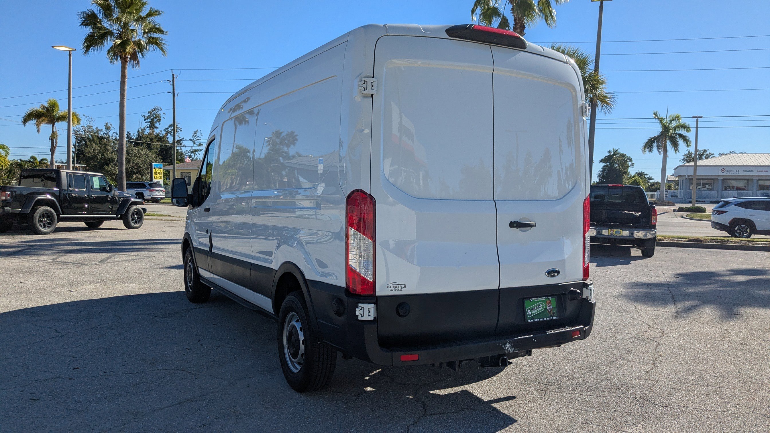 2020 Ford Transit Cargo Van photo 3