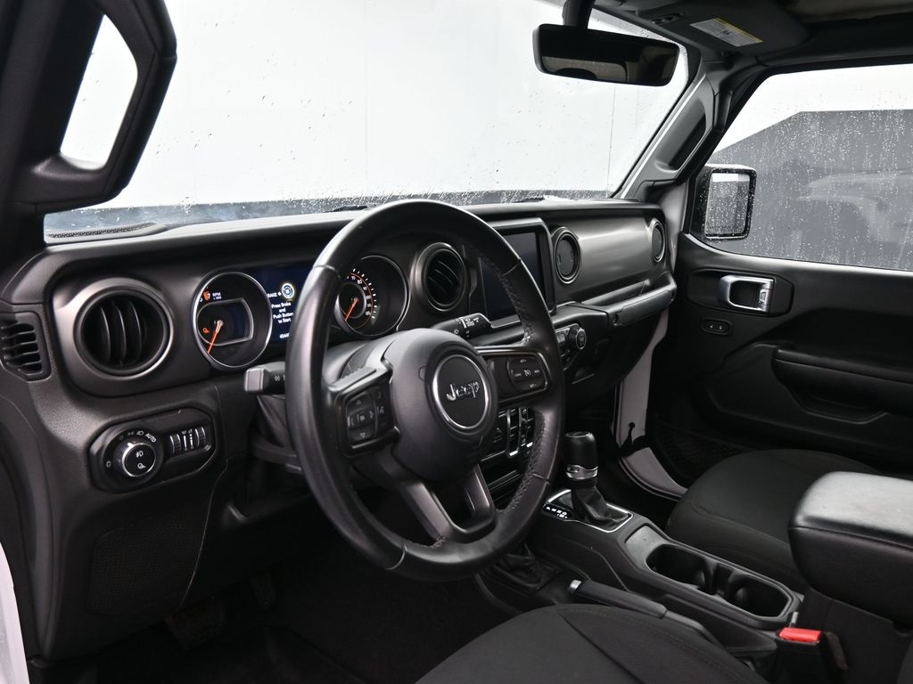 2021 Jeep Gladiator Willys photo 27