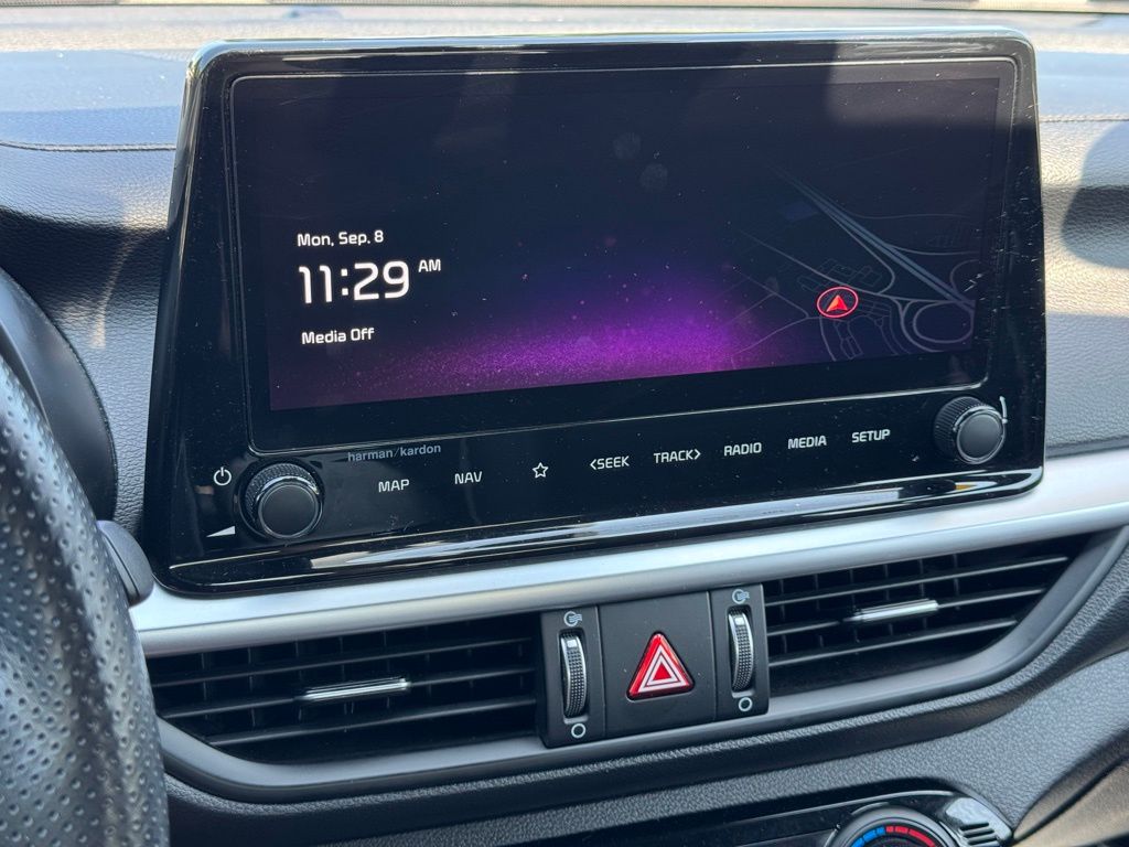 2023 Kia Forte GT-Line photo 29