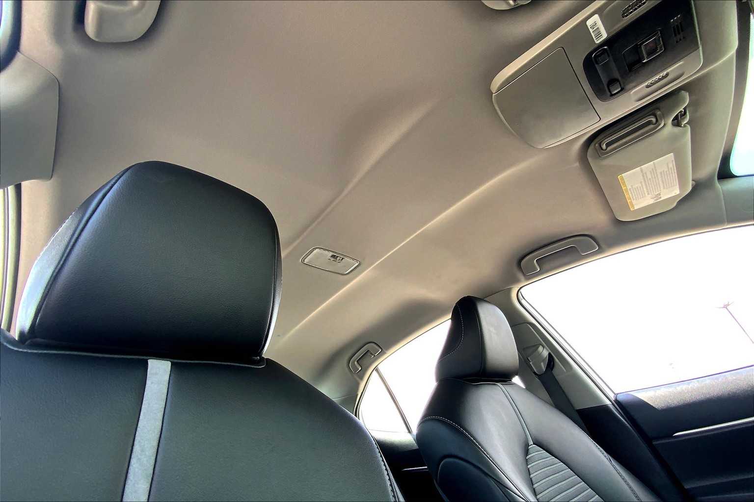 2024 Toyota Camry SE photo 13