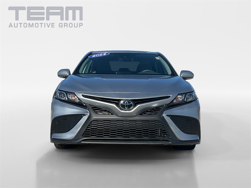 2024 Toyota Camry SE photo 2