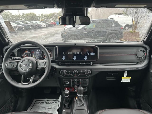 2025 Jeep Wrangler Rubicon photo 26