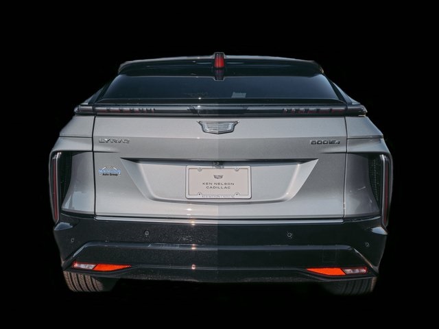 2026 Cadillac Lyriq Luxury photo 2