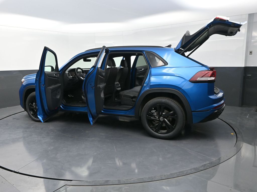 2025 Volkswagen Atlas Cross Sport SEL R-Line photo 27