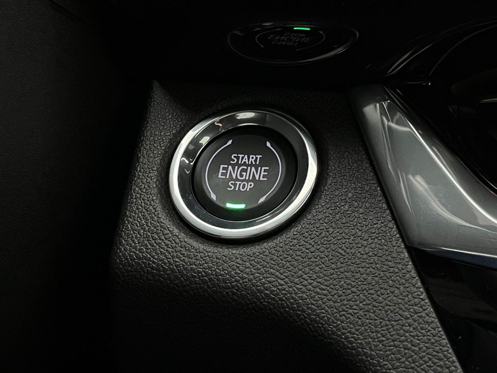 2025 Buick Envista Avenir photo 3