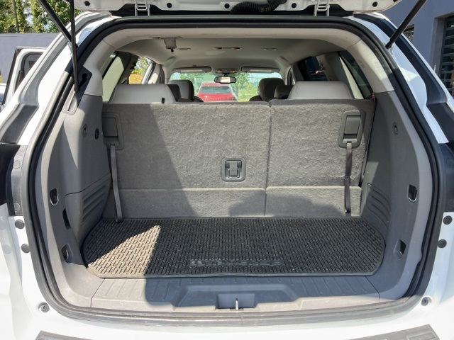 2016 Chevrolet Traverse 2LT photo 8