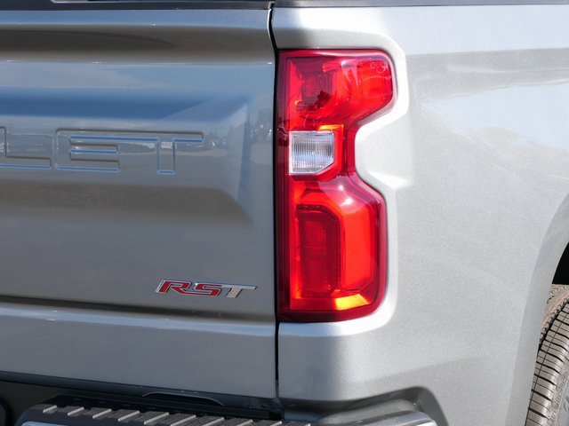 2026 Chevrolet Silverado 1500 RST photo 4