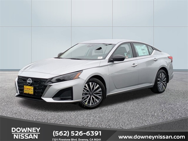 2025 Nissan Altima SV's photo