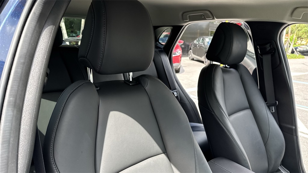 2023 Mazda CX-30 2.5 Select photo 46
