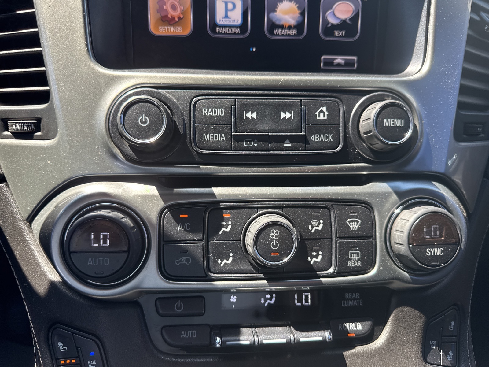2016 Chevrolet Tahoe LTZ photo 19