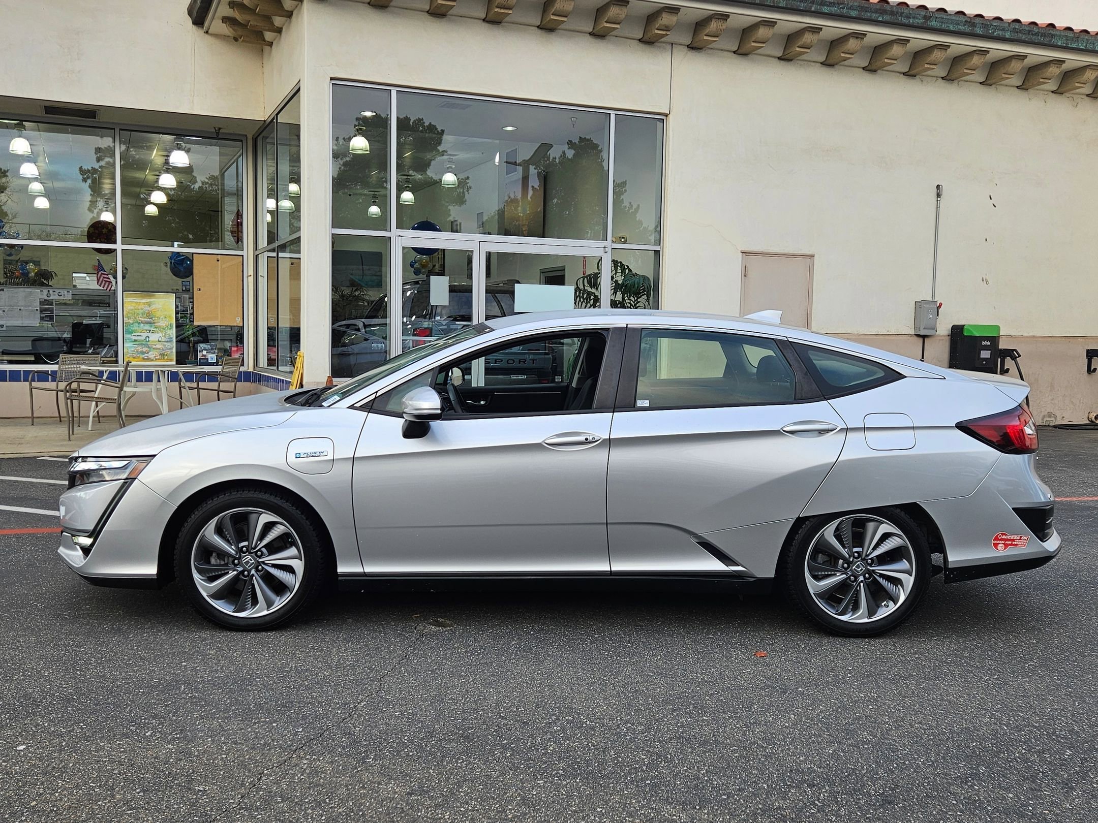 Used 2018 Honda Clarity Touring with VIN JHMZC5F32JC005566 for sale in San Juan Capistrano, CA