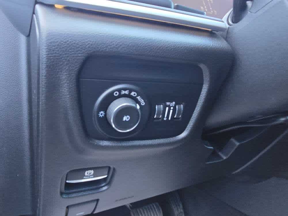 2021 Jeep Grand Cherokee Limited photo 18