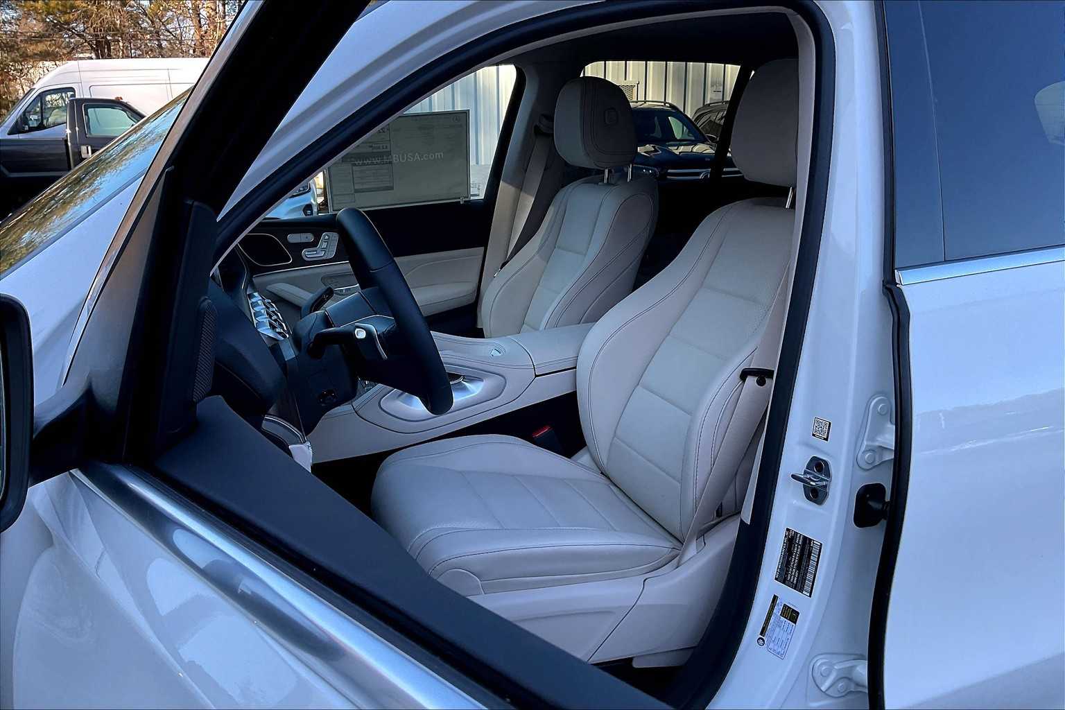 2025 Mercedes Benz GLE 350 4MATIC photo 12