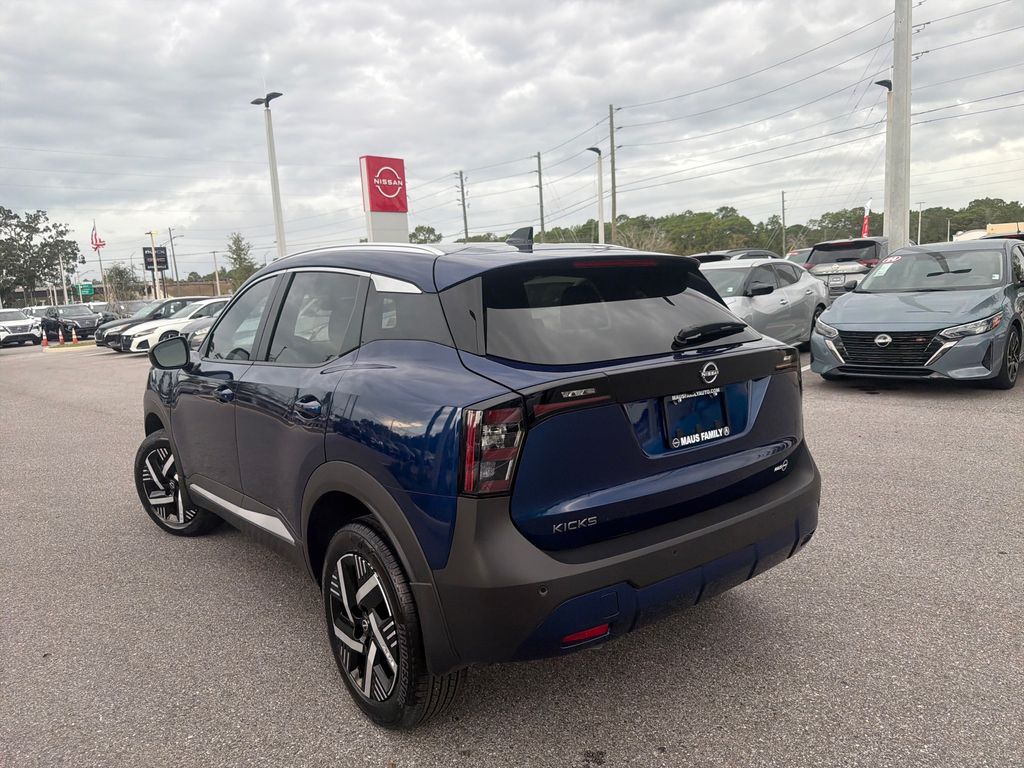 2026 Nissan Kicks SV photo 3
