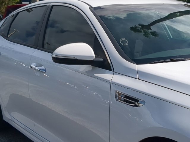 2018 Kia Optima LX photo 9