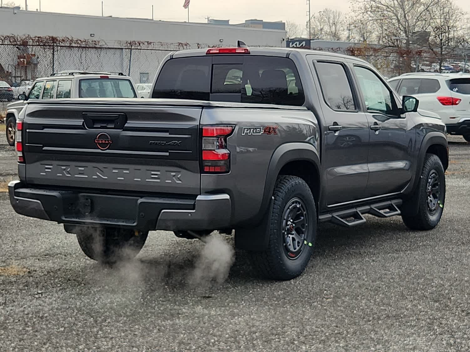 2026 Nissan Frontier PRO-4X photo 3