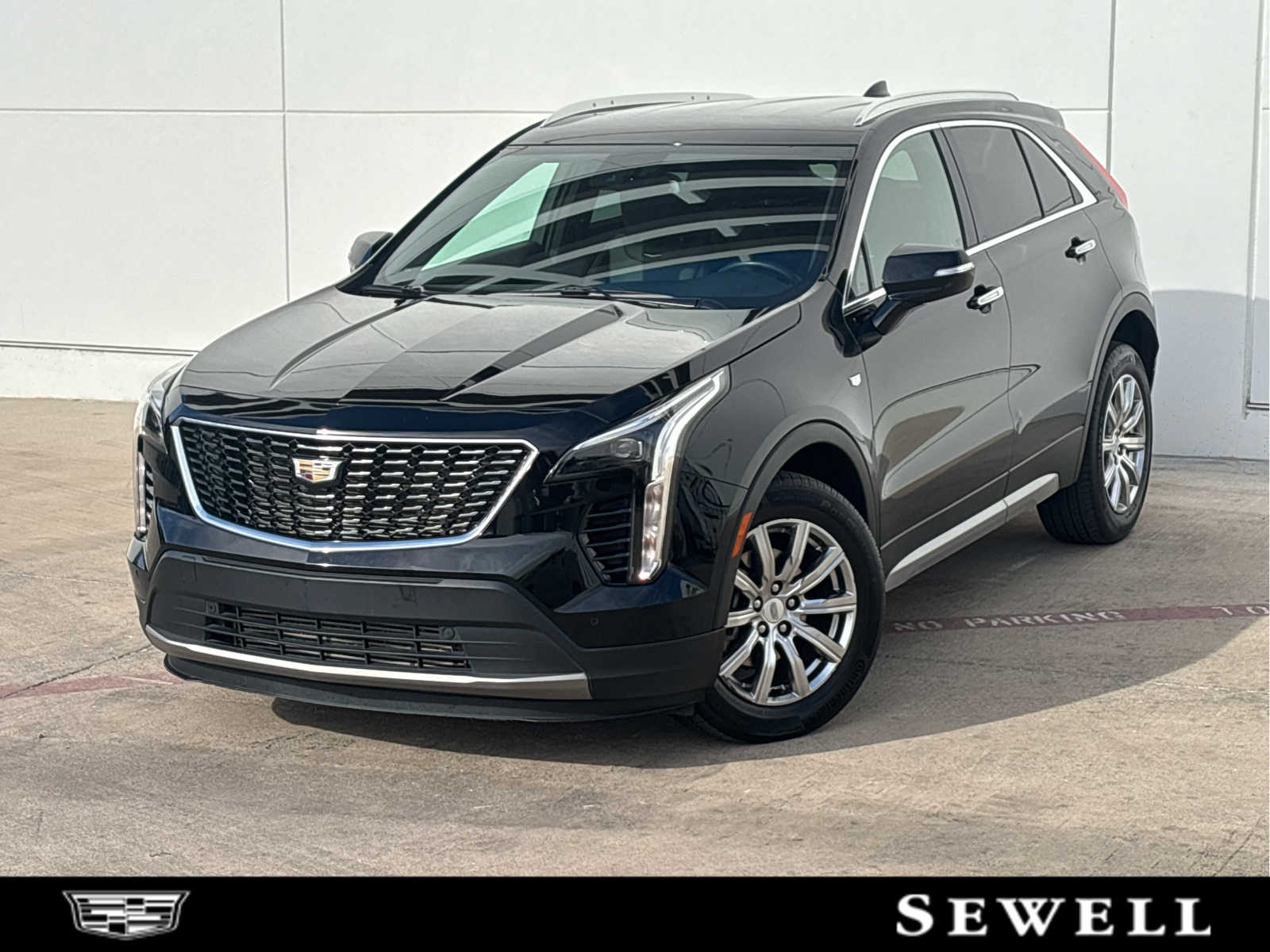 2023 Cadillac XT4 Premium Luxury's photo
